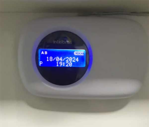 central de alarme intelbras amt 2018e smart monitorada
